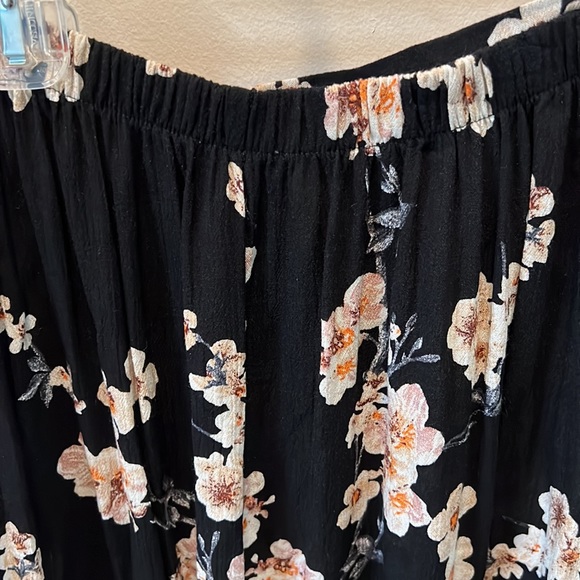 High low floral skirt - Picture 5 of 5